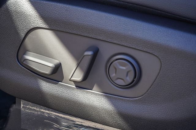 2026 Kia Carnival MPV Hybrid SX Prestige Huntington Beach CA 2026 Kia Carnival MPV Hybrid SX Prestige Huntington Beach CA