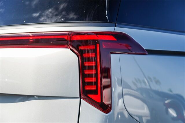 2026 Kia Carnival MPV Hybrid SX Prestige Huntington Beach CA 2026 Kia Carnival MPV Hybrid SX Prestige Huntington Beach CA