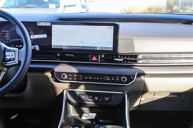 2026 Kia Carnival MPV Hybrid SX Glendale CA 2026 Kia Carnival MPV Hybrid SX Glendale CA