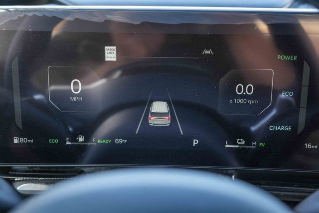 2026 Kia Carnival MPV Hybrid SX Huntington Beach CA 2026 Kia Carnival MPV Hybrid SX Huntington Beach CA