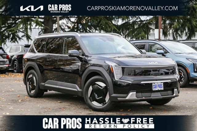 2026 Kia EV9 Land's photo