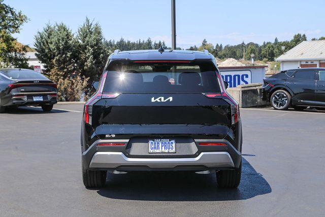 2026 Kia EV9 Wind AWD Glendale CA 2026 Kia EV9 Wind AWD Glendale CA