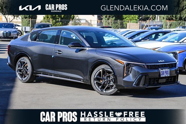 2026 Kia K4 2026 Kia K4