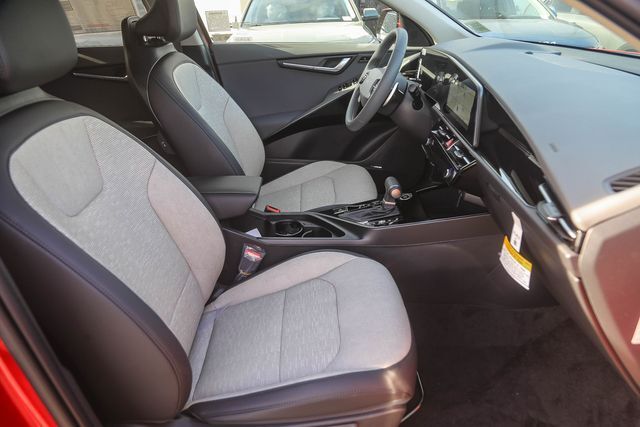 2026 Kia Niro SX Glendale CA 2026 Kia Niro SX Glendale CA