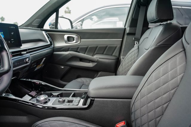 2026 Kia Sorento Plug-in Hybrid X-Line SX Prestige AWD Glendale CA 2026 Kia Sorento Plug-in Hybrid X-Line SX Prestige AWD Glendale CA