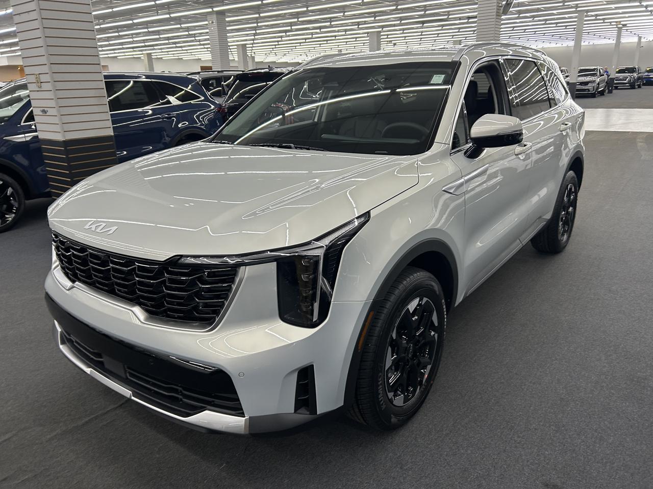 2026 Kia Sorento S's photo