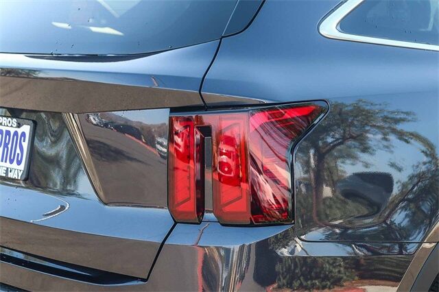 2026 Kia Sorento S Glendale CA 2026 Kia Sorento S Glendale CA