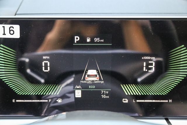 2026 Kia Sportage Hybrid EX Glendale CA 2026 Kia Sportage Hybrid EX Glendale CA