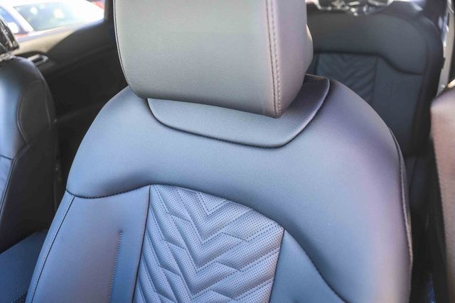 2026 Kia Sportage Plug-in Hybrid X-Line Prestige Glendale CA 2026 Kia Sportage Plug-in Hybrid X-Line Prestige Glendale CA