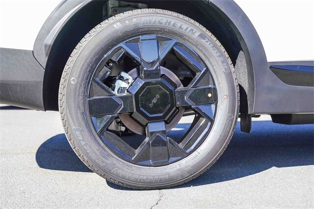 2026 Kia Sportage Plug-in Hybrid X-Line Glendale CA 2026 Kia Sportage Plug-in Hybrid X-Line Glendale CA