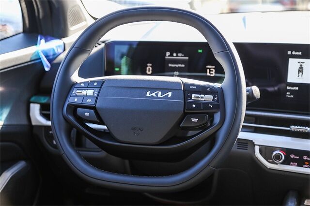 2026 Kia Sportage Plug-in Hybrid X-Line Glendale CA 2026 Kia Sportage Plug-in Hybrid X-Line Glendale CA