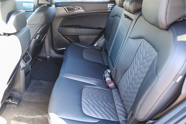 2026 Kia Sportage Plug-in Hybrid X-Line Glendale CA 2026 Kia Sportage Plug-in Hybrid X-Line Glendale CA