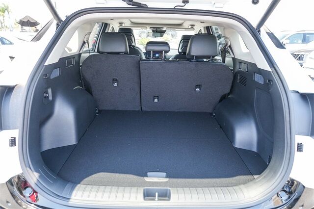 2026 Kia Sportage SX Huntington Beach CA 2026 Kia Sportage SX Huntington Beach CA