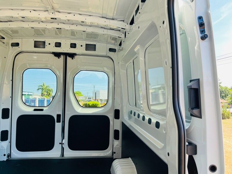 2026 LDV Deliver 9 Cargo Van Vaitele 2026 LDV Deliver 9 Cargo Van Vaitele