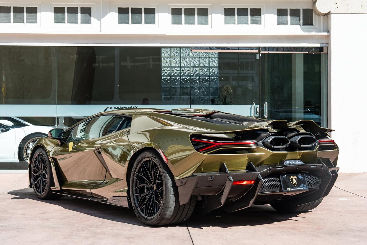 2026 Lamborghini Revuelto Lawrence KS