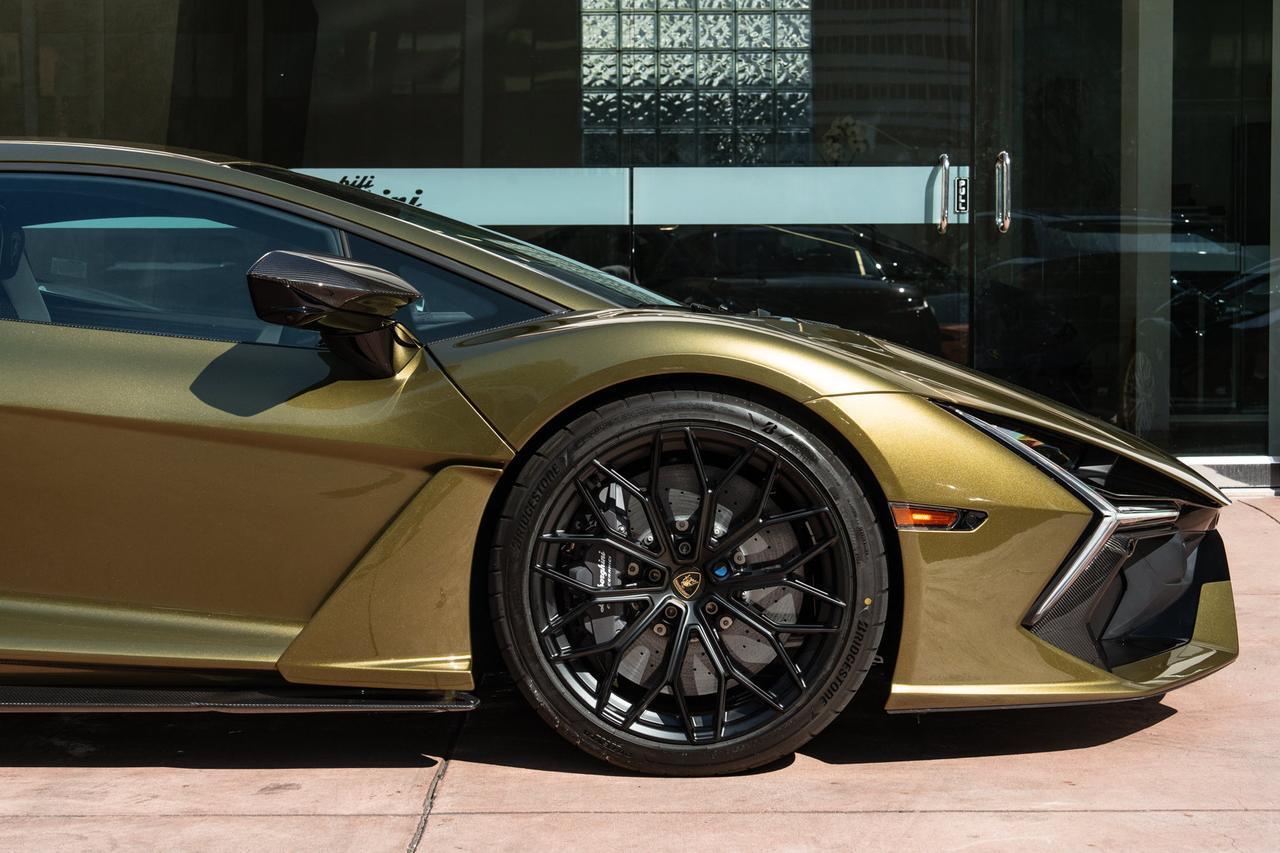 2026 Lamborghini Revuelto Lawrence KS