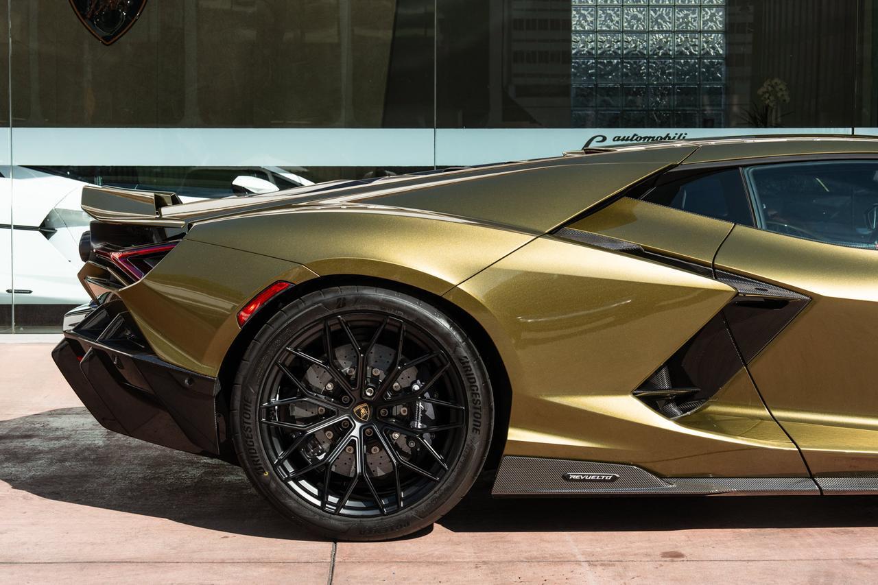 2026 Lamborghini Revuelto Lawrence KS