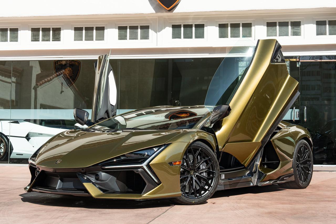 2026 Lamborghini Revuelto Lawrence KS