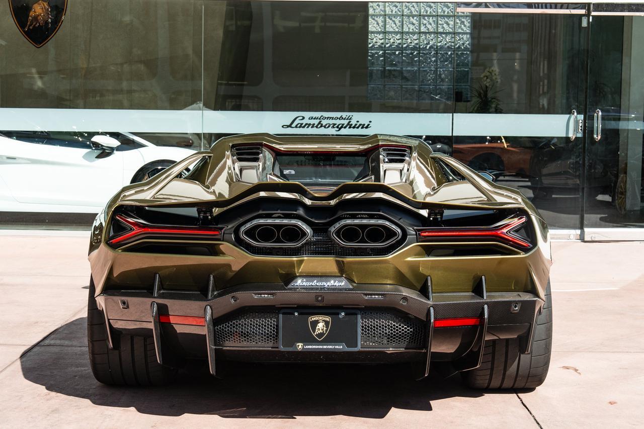 2026 Lamborghini Revuelto Lawrence KS