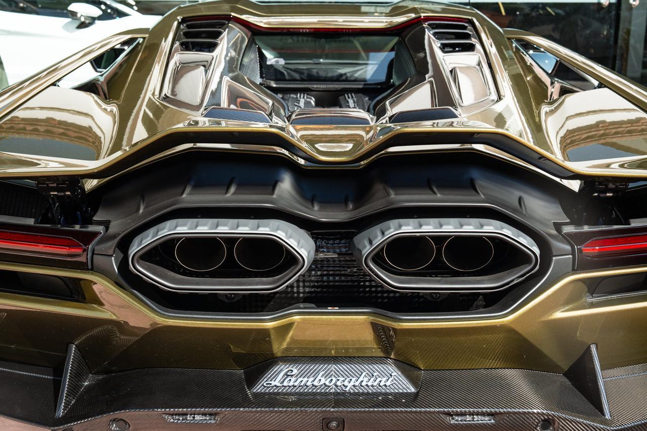 2026 Lamborghini Revuelto Lawrence KS