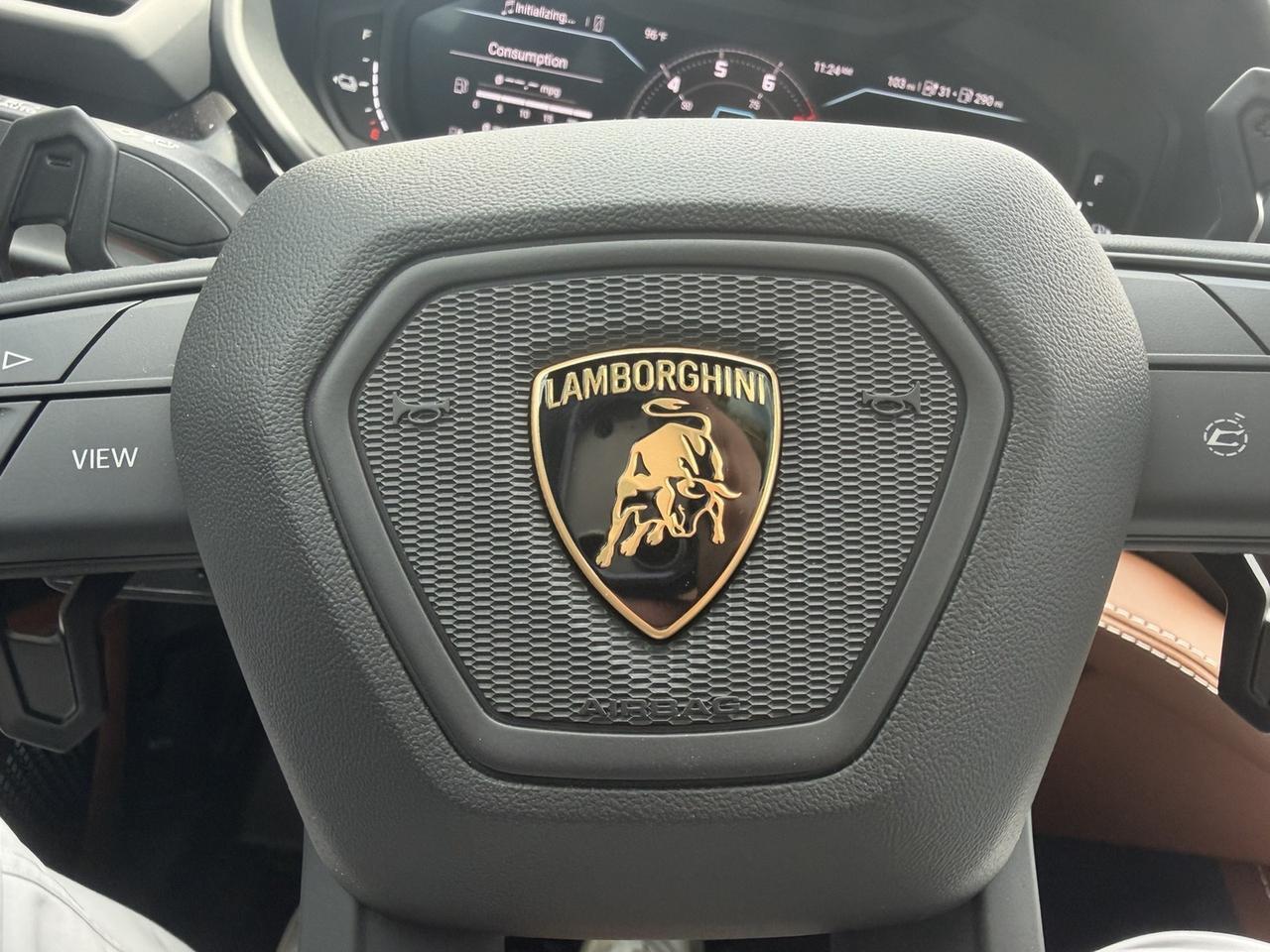 2026 Lamborghini URUS SE Charlotte NC 2026 Lamborghini URUS SE Charlotte NC