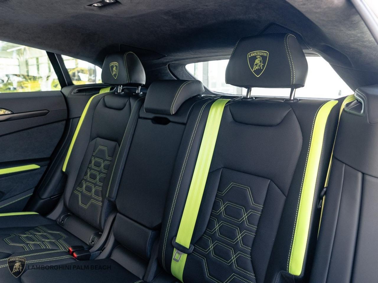 2026 Lamborghini URUS SE West Palm Beach FL