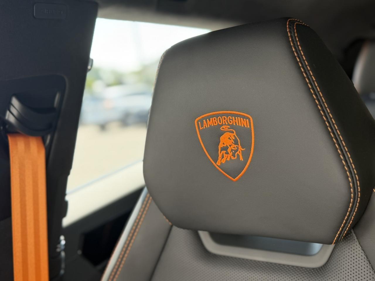 2026 Lamborghini Urus SE Charlotte NC 2026 Lamborghini Urus SE Charlotte NC
