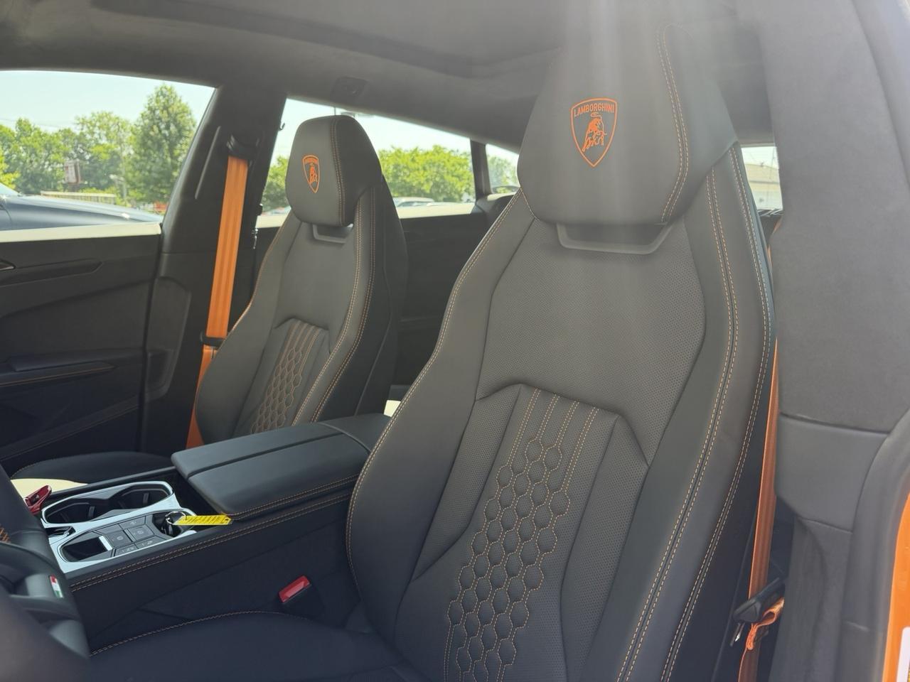 2026 Lamborghini Urus SE Charlotte NC 2026 Lamborghini Urus SE Charlotte NC