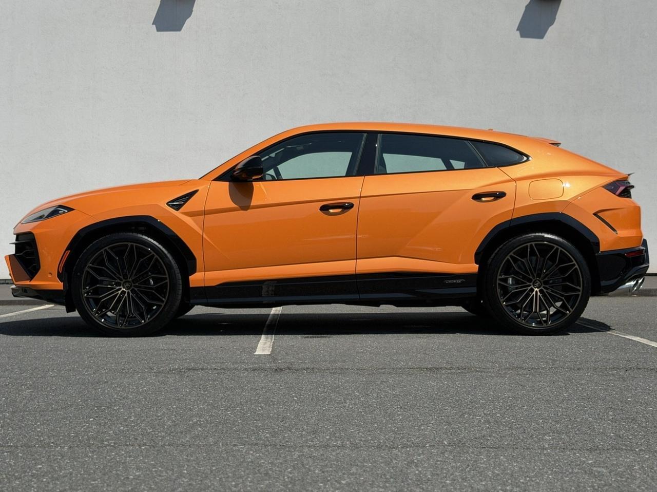 2026 Lamborghini Urus SE Charlotte NC 2026 Lamborghini Urus SE Charlotte NC