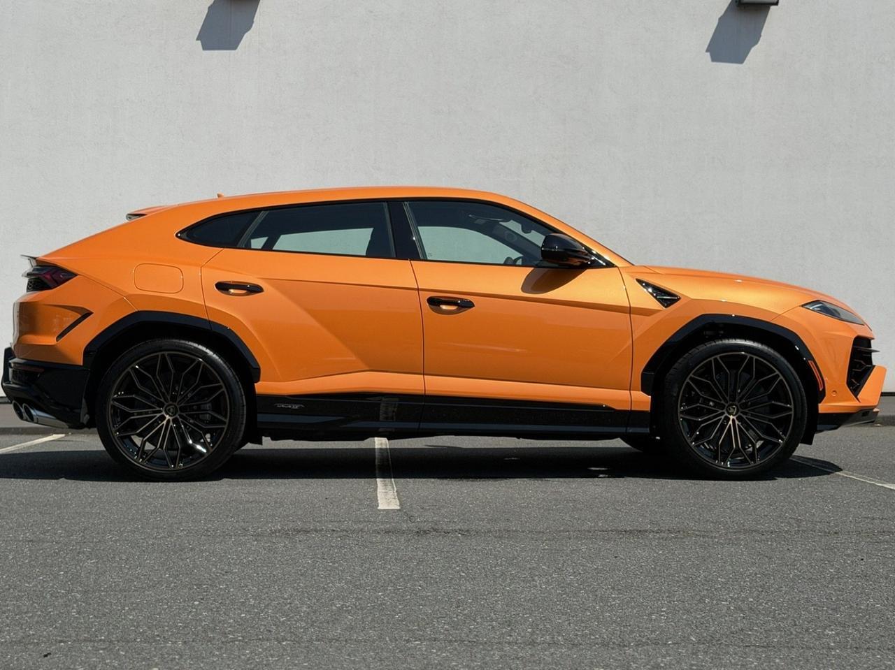 2026 Lamborghini Urus SE Charlotte NC 2026 Lamborghini Urus SE Charlotte NC