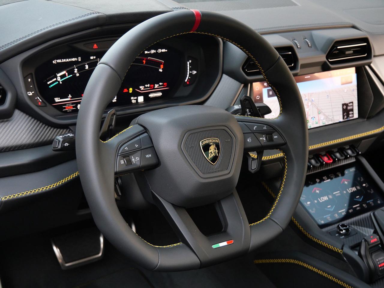 2026 Lamborghini Urus SE Lawrence KS