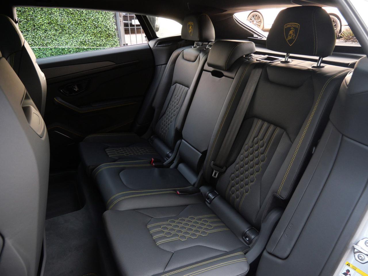 2026 Lamborghini Urus SE Lawrence KS
