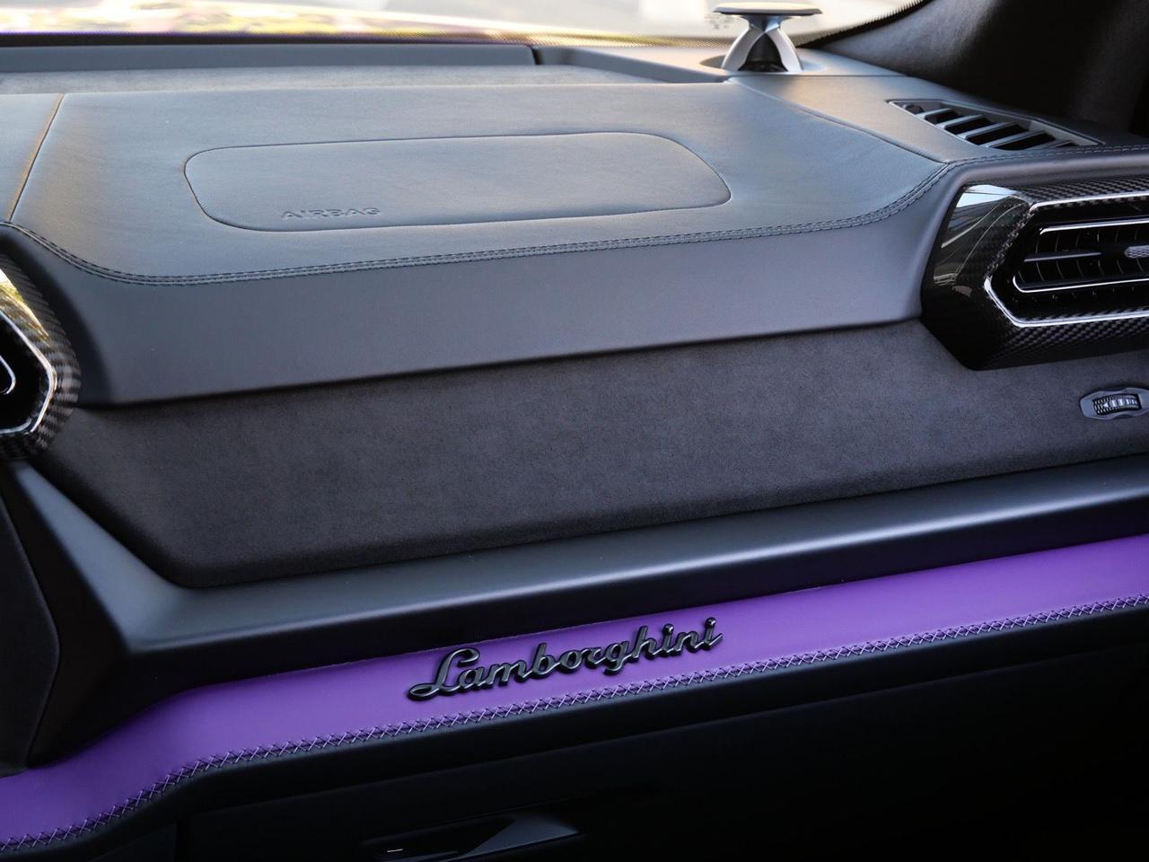 2026 Lamborghini Urus SE Lawrence KS