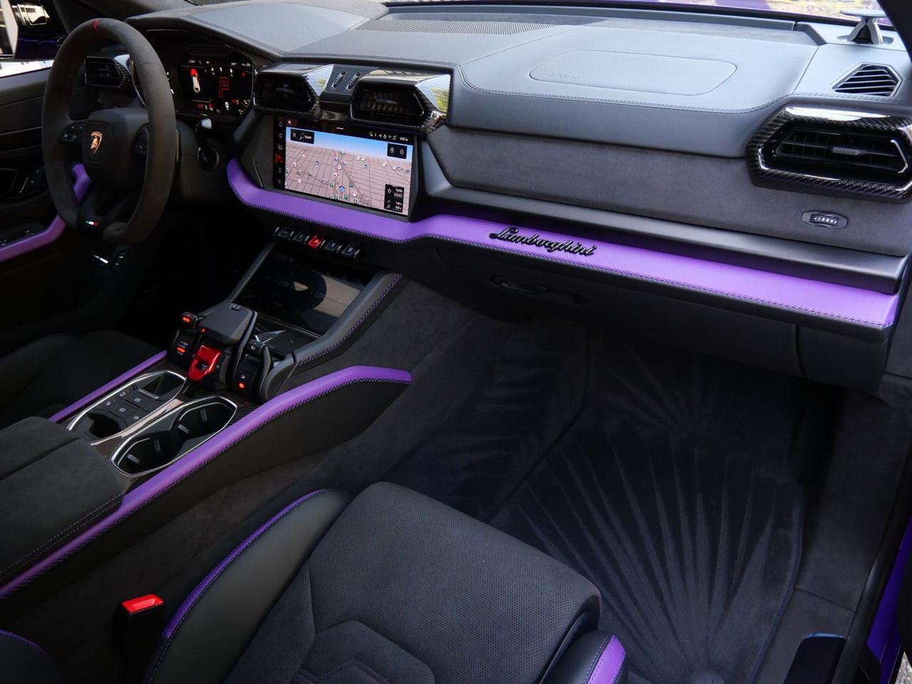 2026 Lamborghini Urus SE Lawrence KS