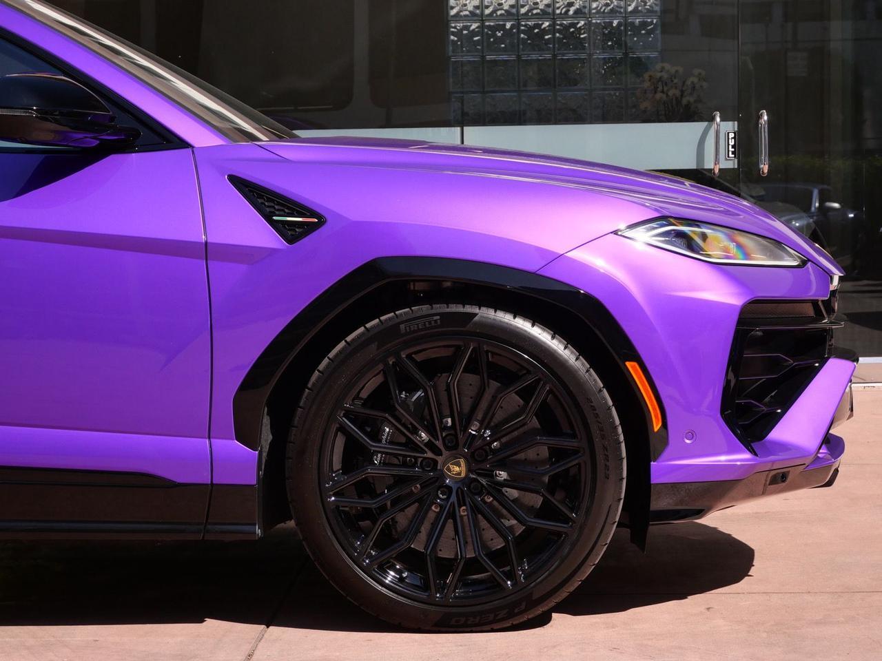 2026 Lamborghini Urus SE Lawrence KS