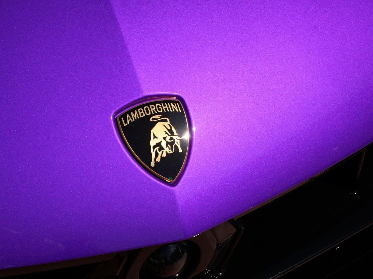 2026 Lamborghini Urus SE Lawrence KS