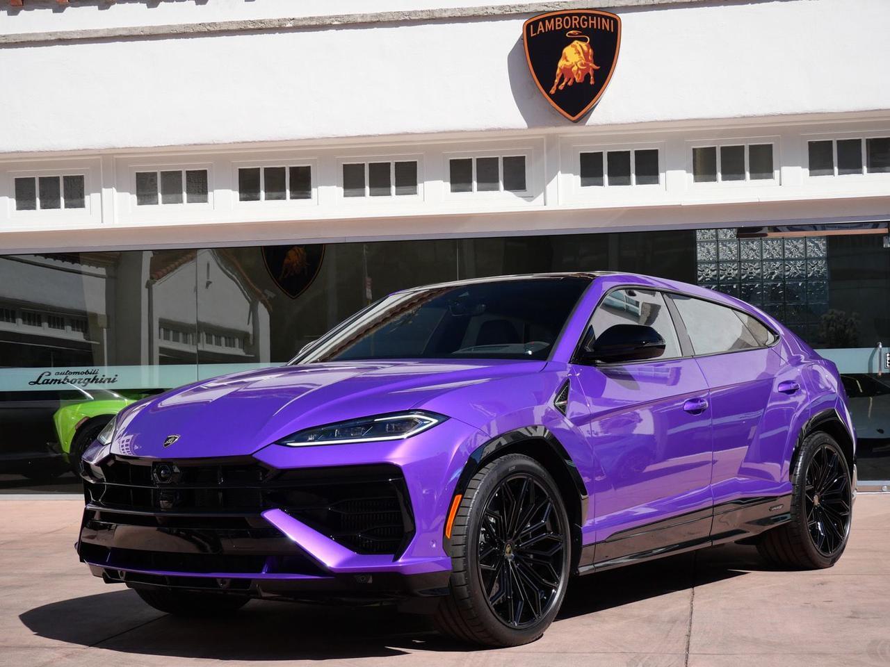 2026 Lamborghini Urus SE Lawrence KS