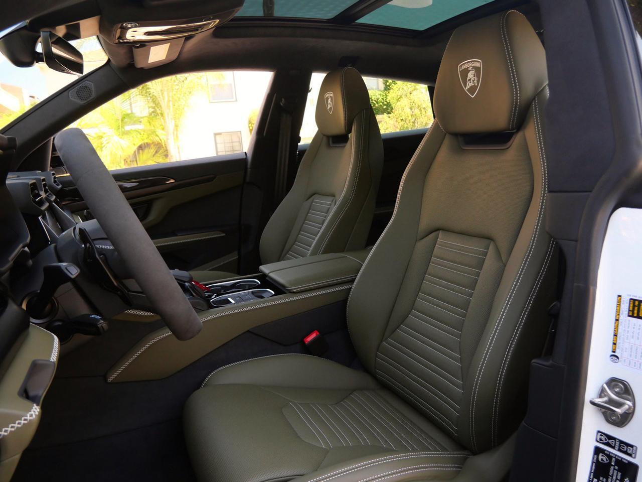 2026 Lamborghini Urus SE Lawrence KS