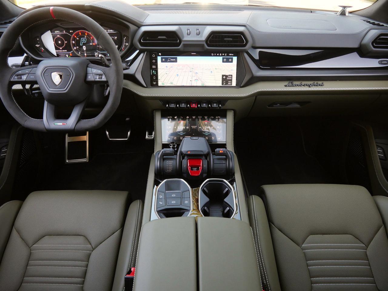 2026 Lamborghini Urus SE Lawrence KS