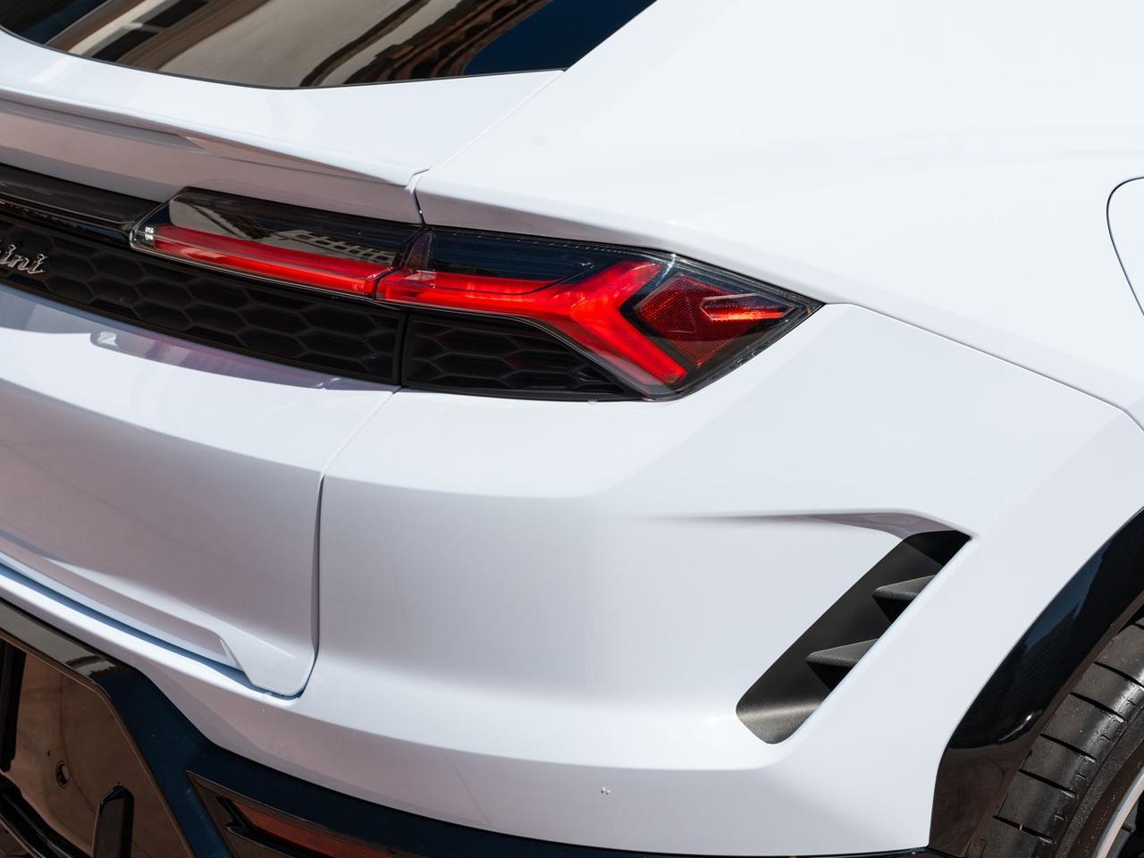 2026 Lamborghini Urus SE SE Lawrence KS