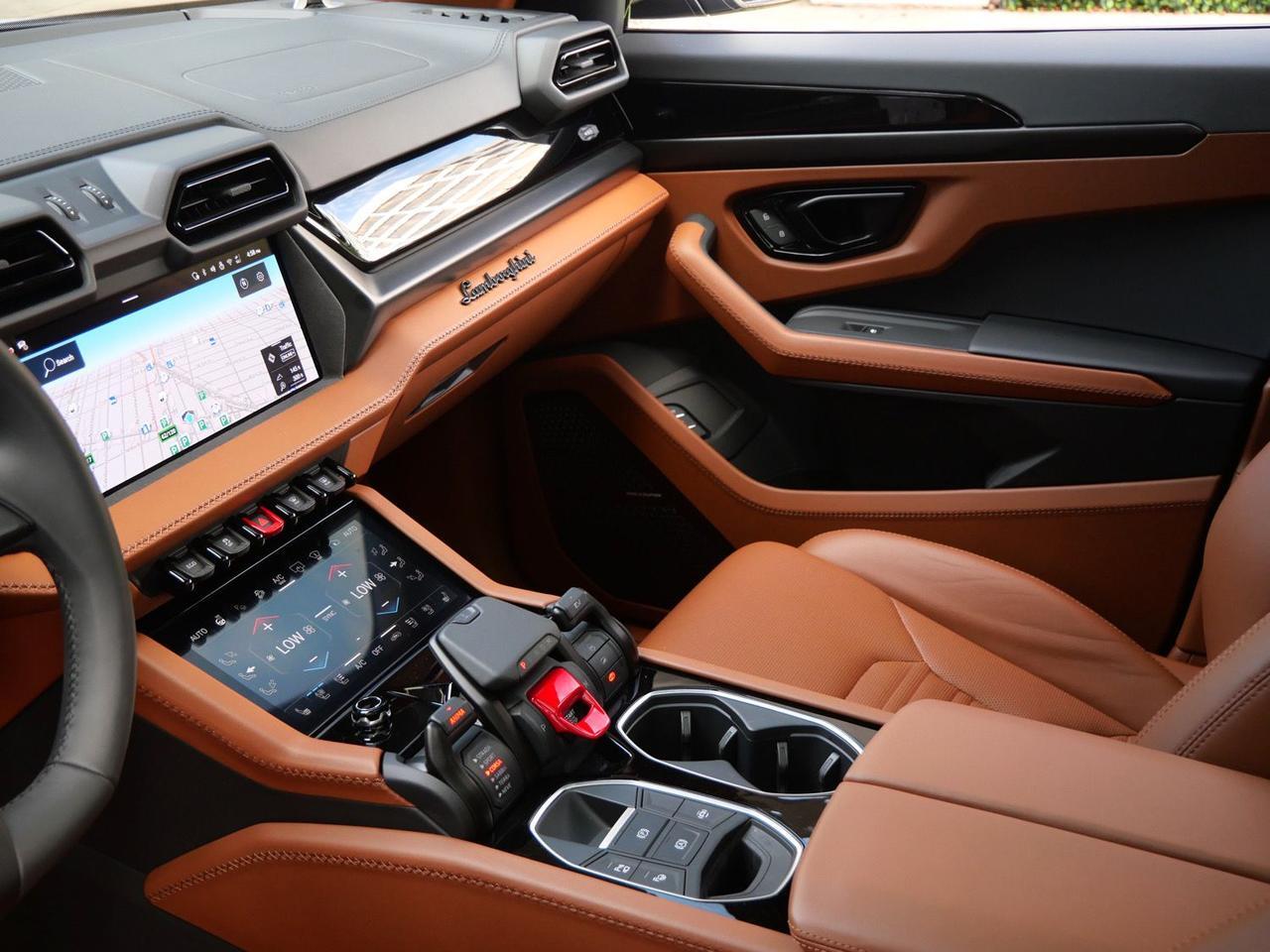 2026 Lamborghini Urus SE SE Lawrence KS