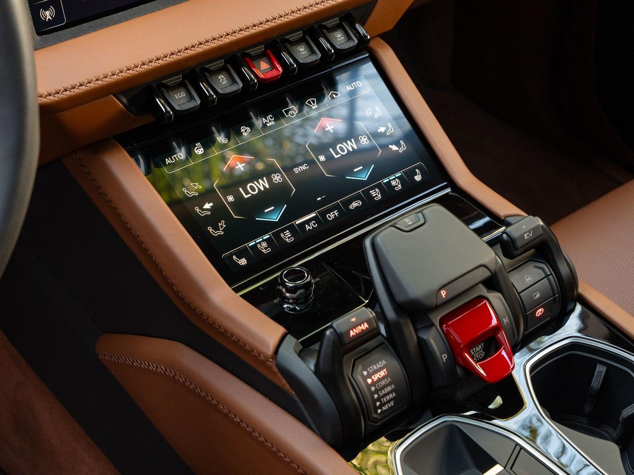 2026 Lamborghini Urus SE SE Lawrence KS
