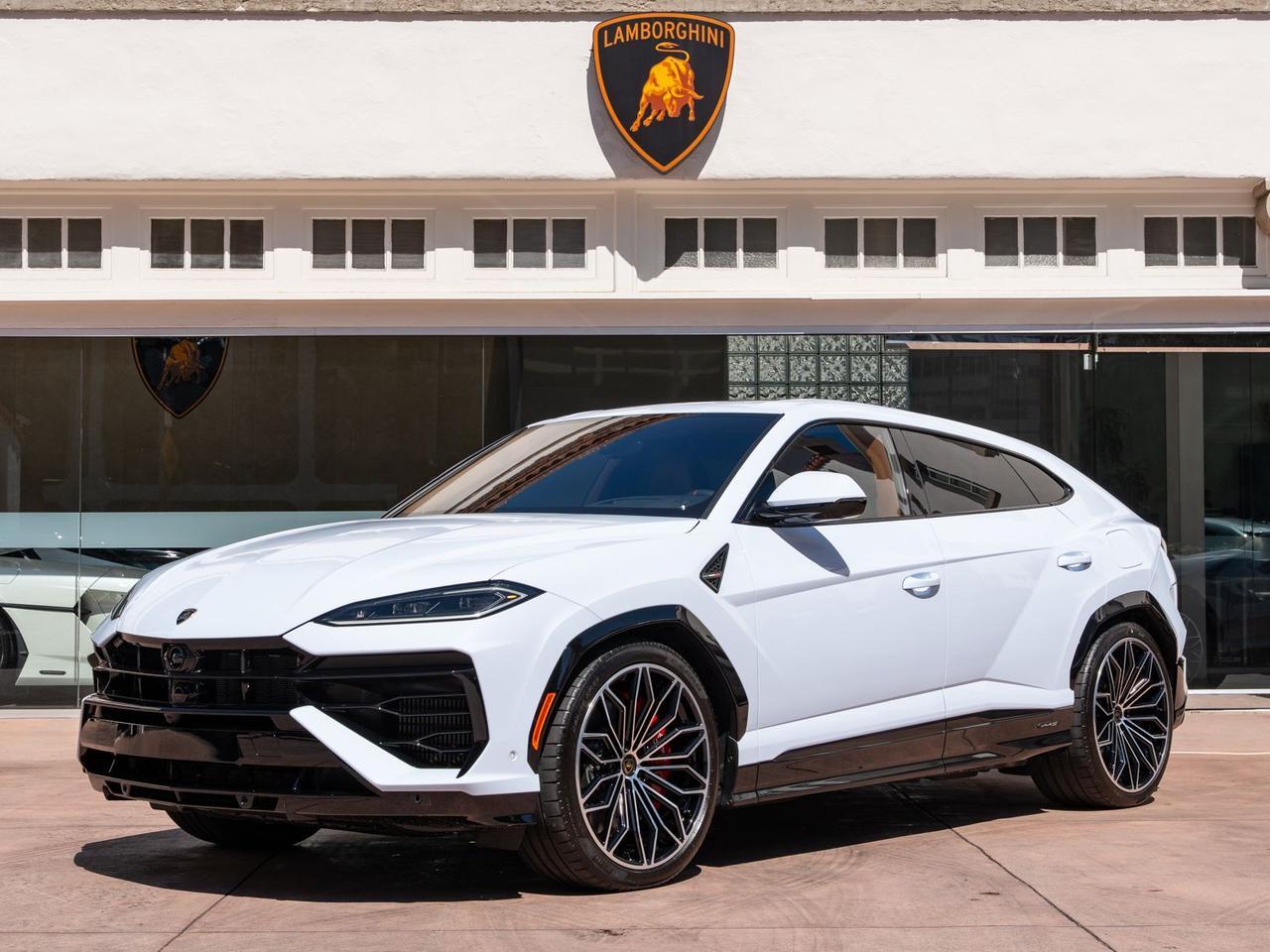2026 Lamborghini Urus SE SE Lawrence KS