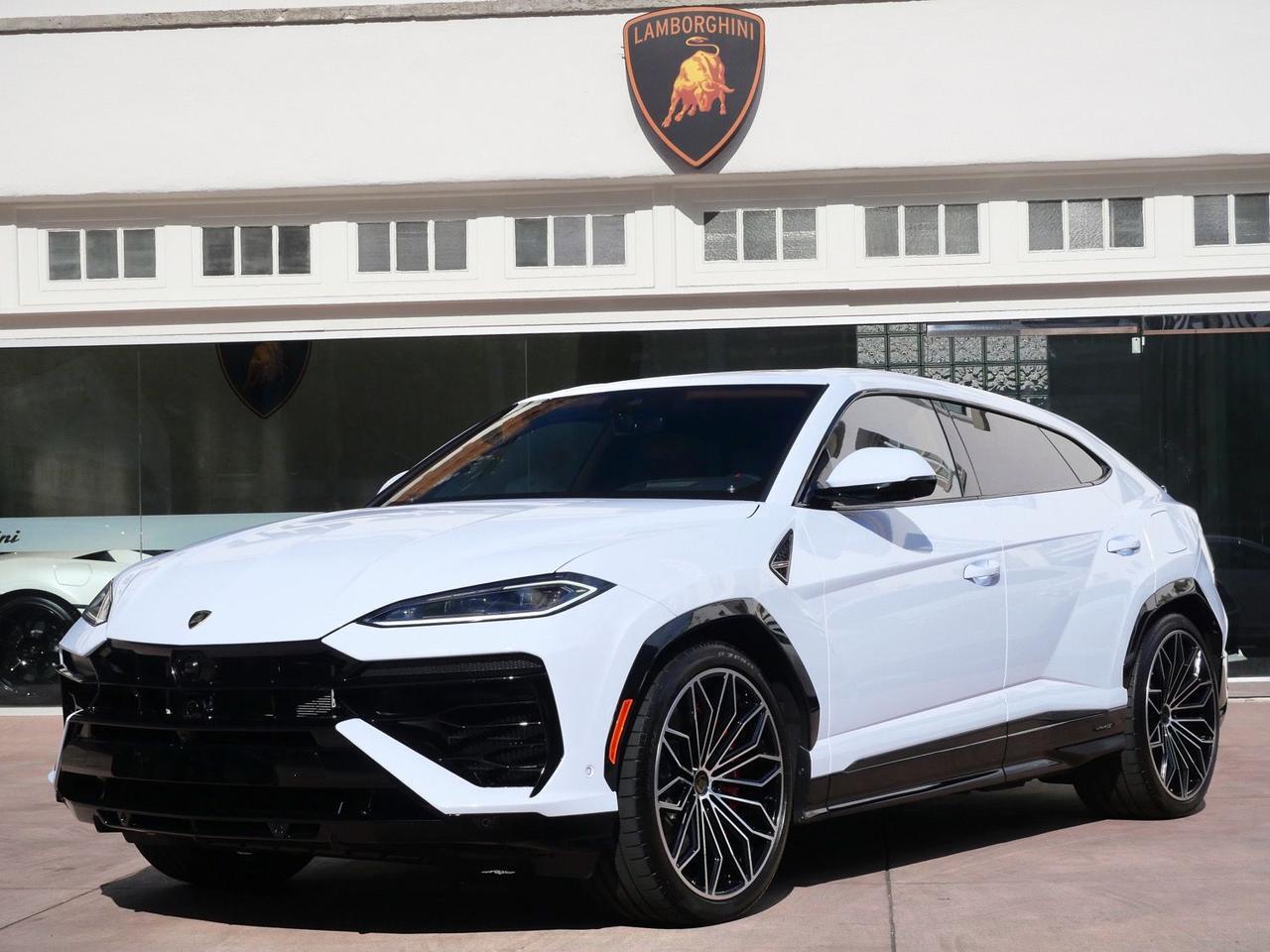 2026 Lamborghini Urus SE SE Lawrence KS