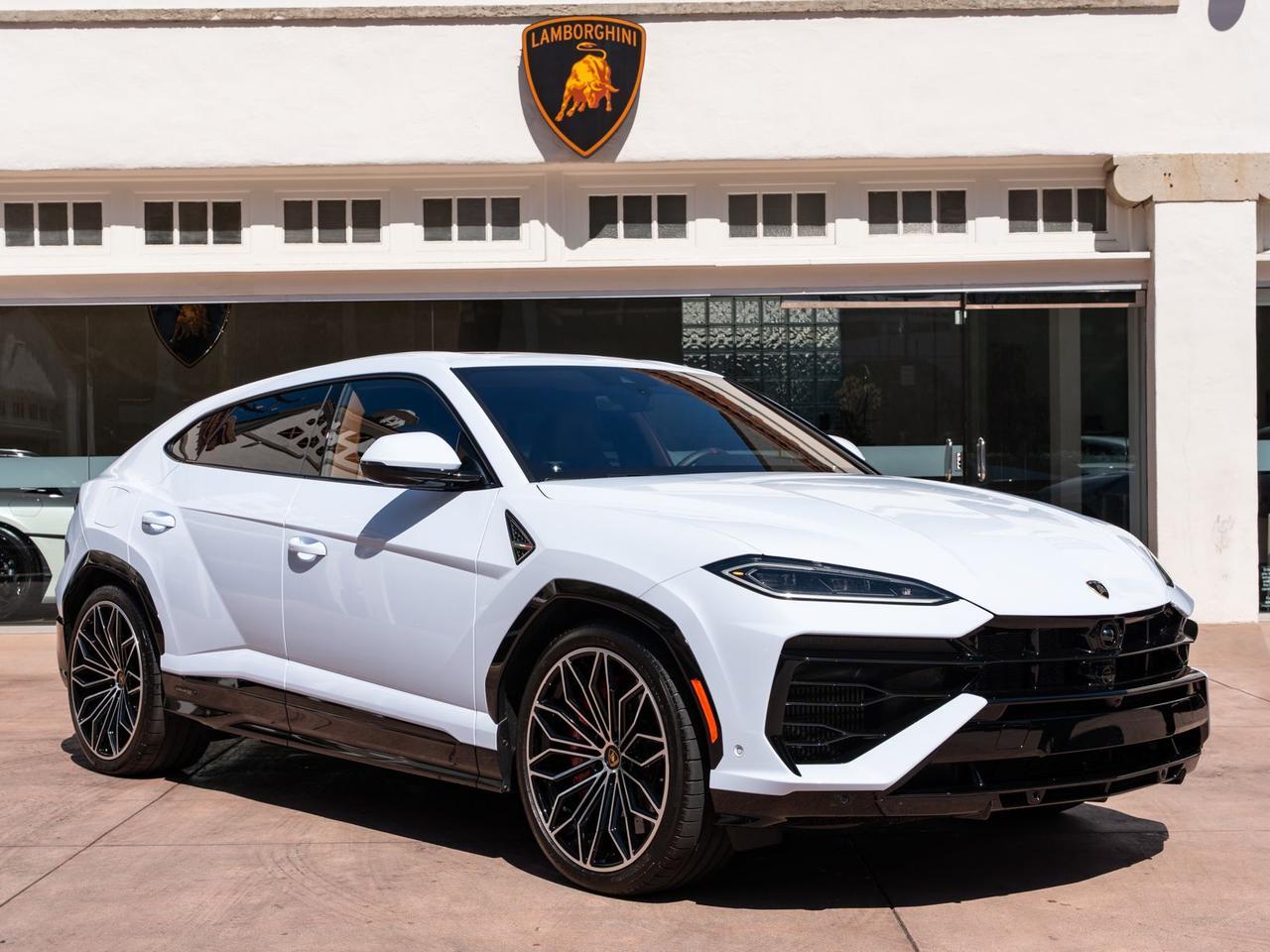 2026 Lamborghini Urus SE SE