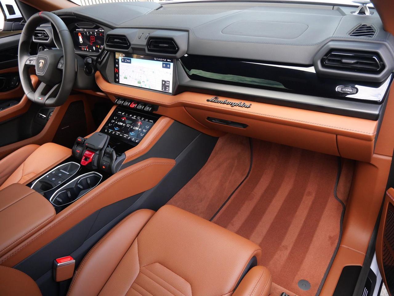 2026 Lamborghini Urus SE SE Lawrence KS