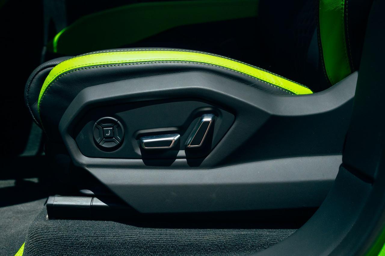 2026 Lamborghini Urus SE SE Lawrence KS
