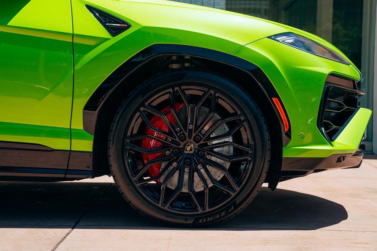 2026 Lamborghini Urus SE SE Lawrence KS