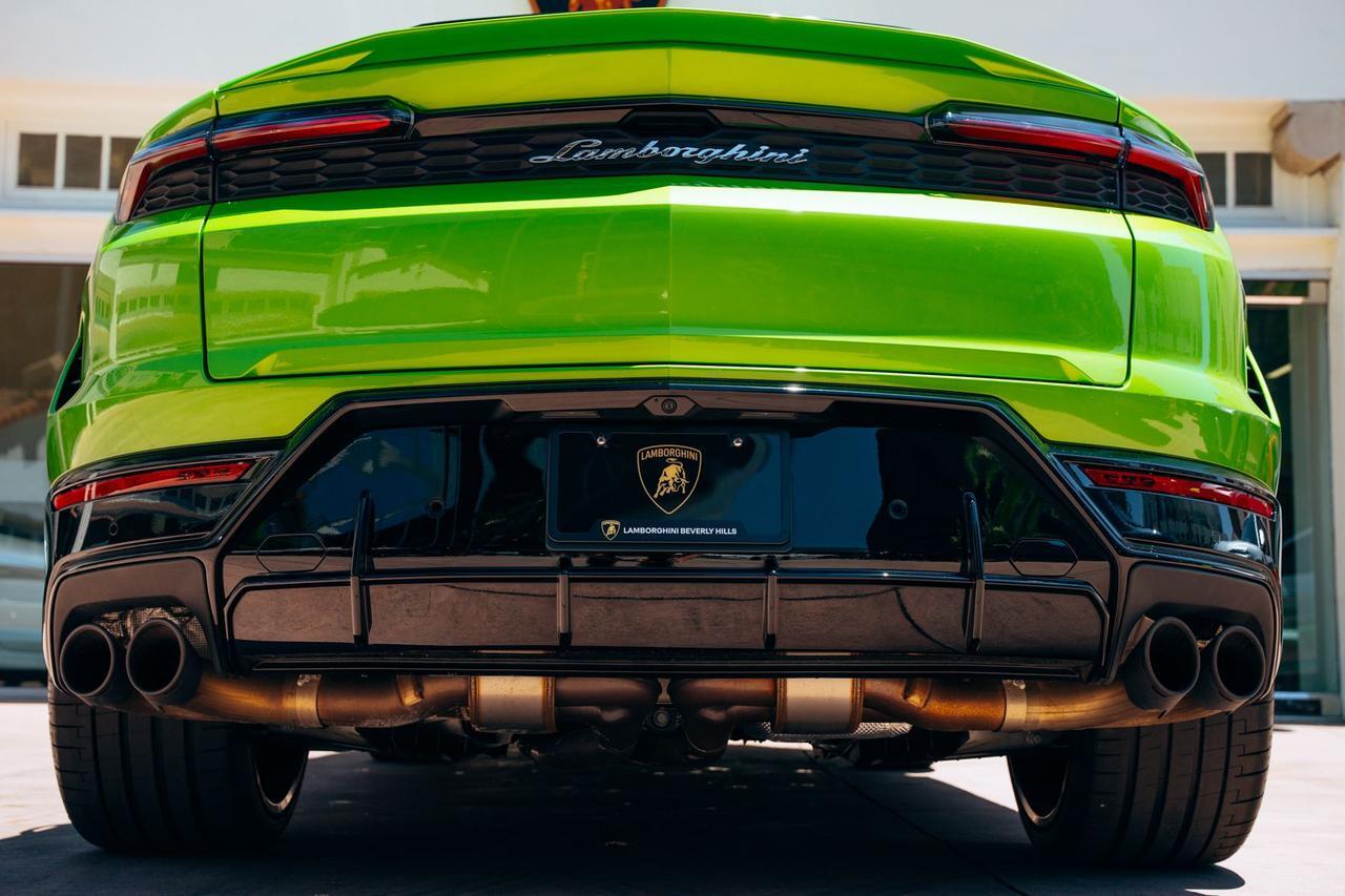 2026 Lamborghini Urus SE SE Lawrence KS