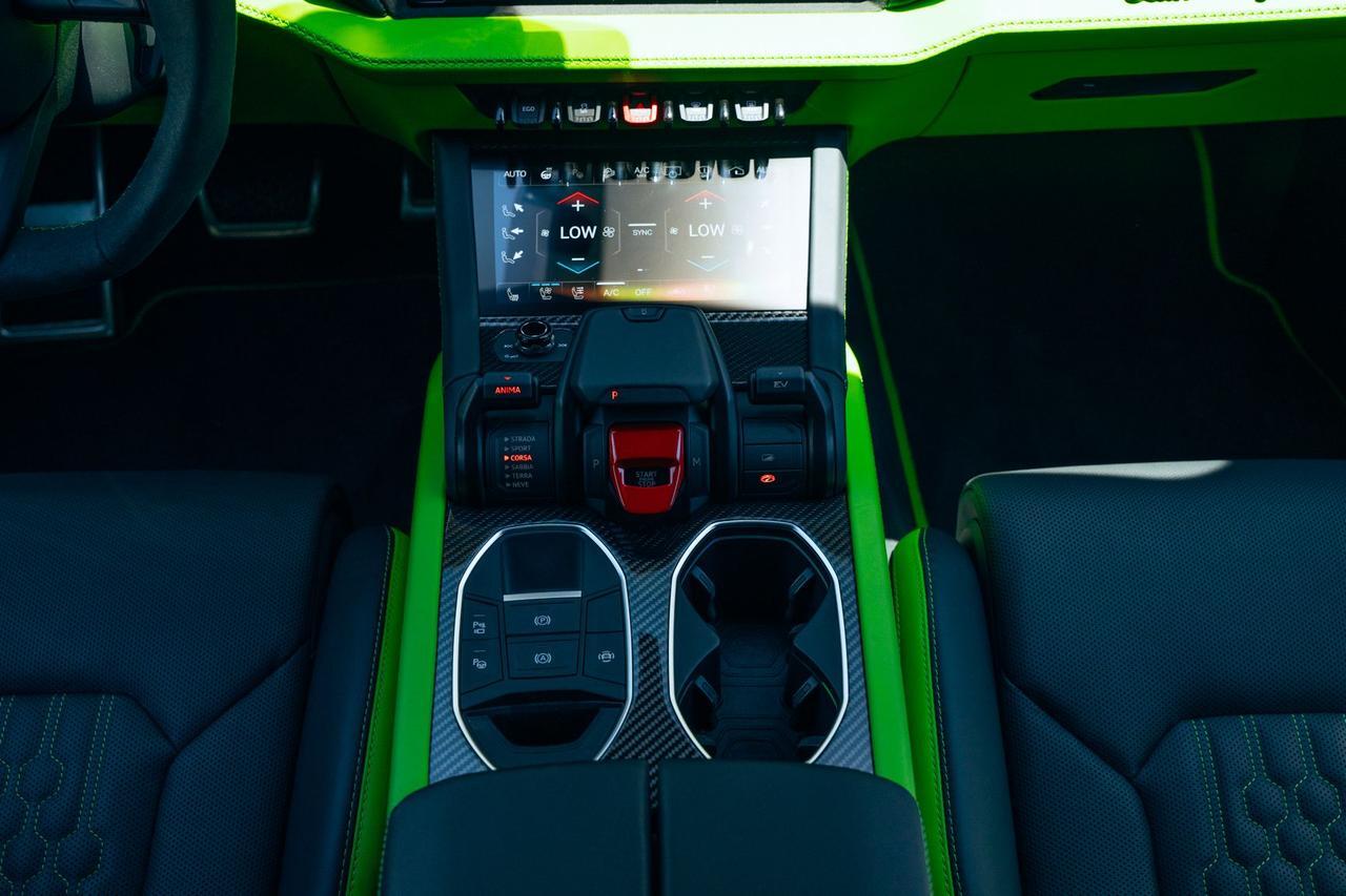 2026 Lamborghini Urus SE SE Lawrence KS